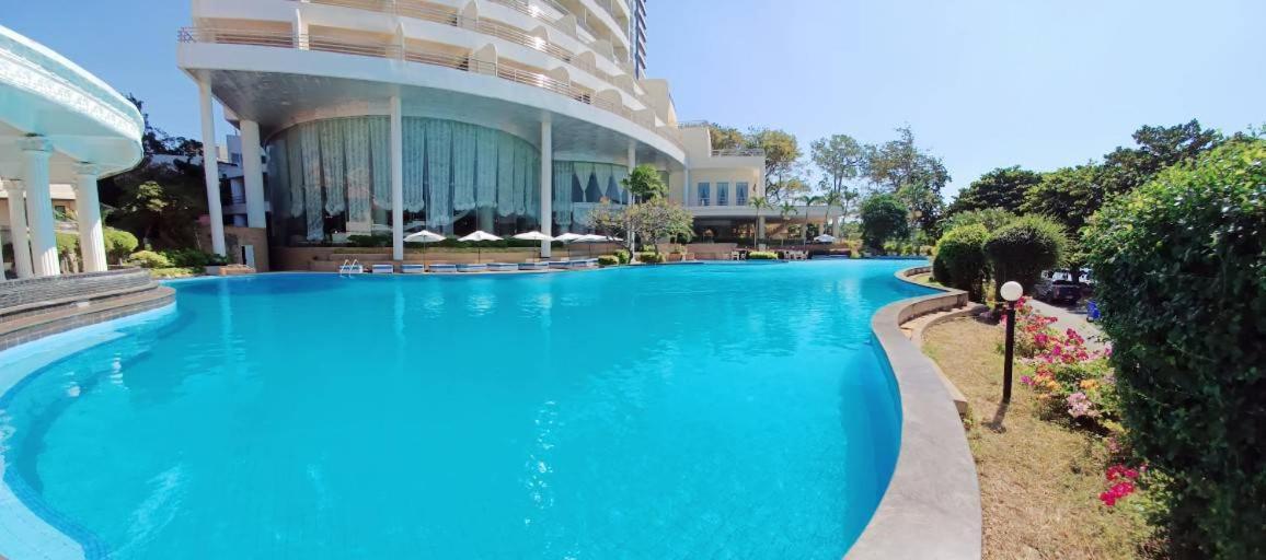 Adriatic Palace Hotel Pattaya Dış mekan fotoğraf