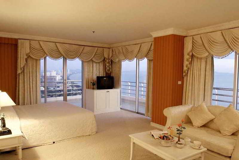 Adriatic Palace Hotel Pattaya Dış mekan fotoğraf